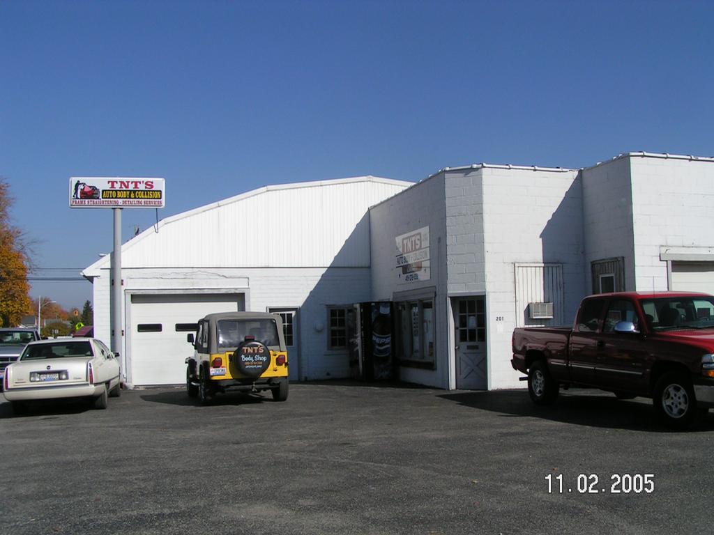 TNT'S Body Shop Deshler OH 43516 4192781319 Auto Detailing